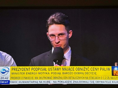 Click to zoom the picture.